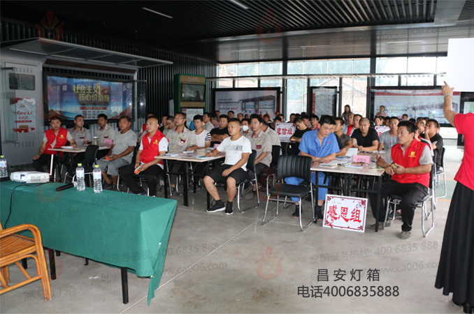 5f2ba00d9fe42.jpg 4.jpg