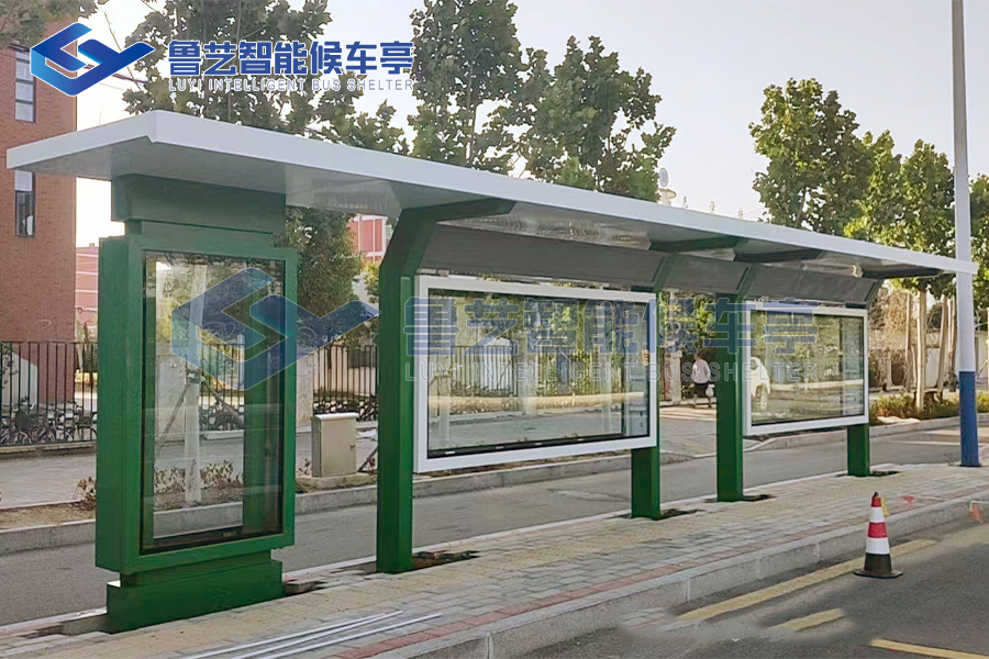 安徽公交候車亭客戶現場安裝實施反饋